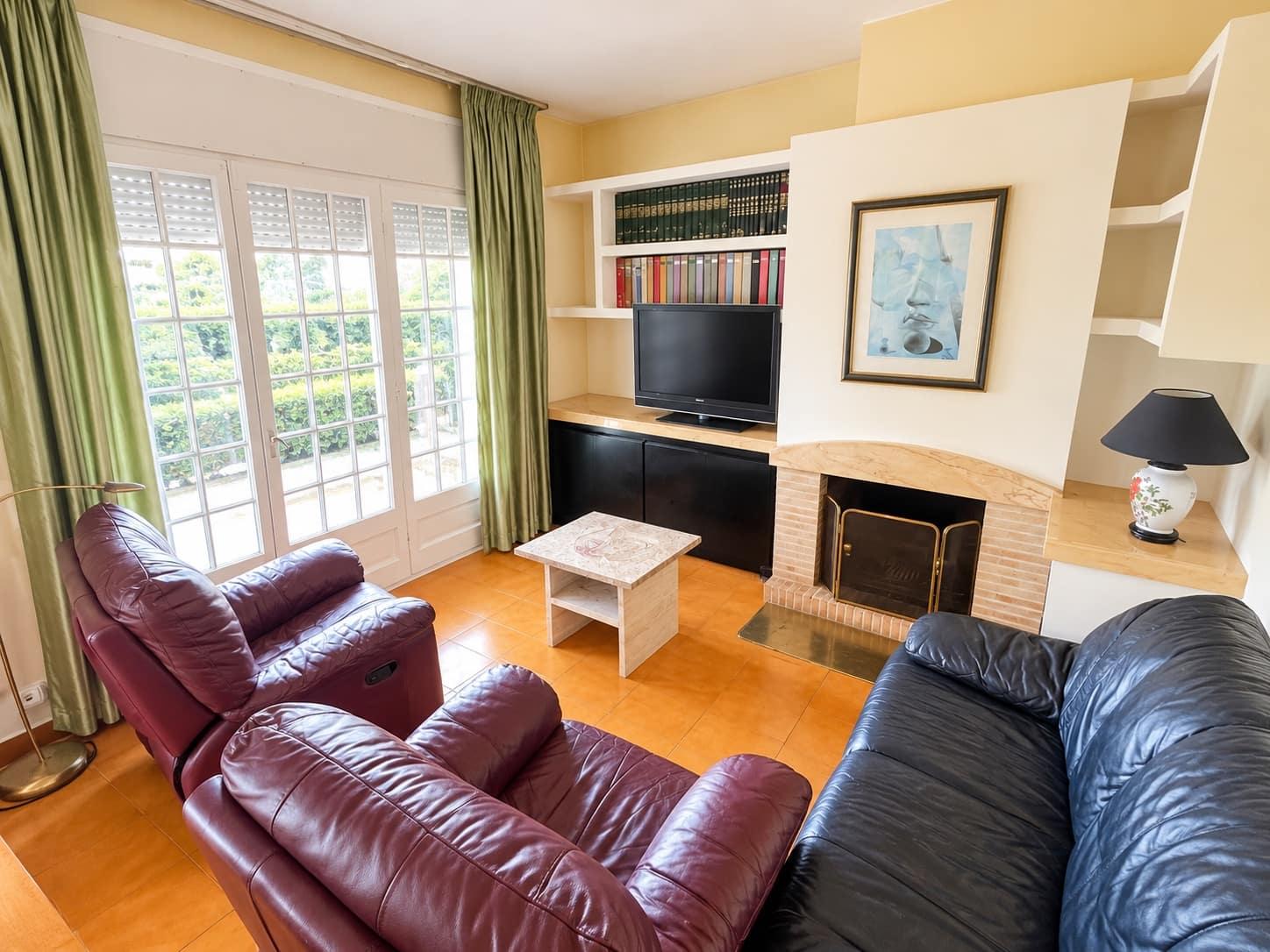 Casa de 4 habitaciones en Canet de Mar en venta con piscina garaje - 800.000 € (Ref: 10110427)