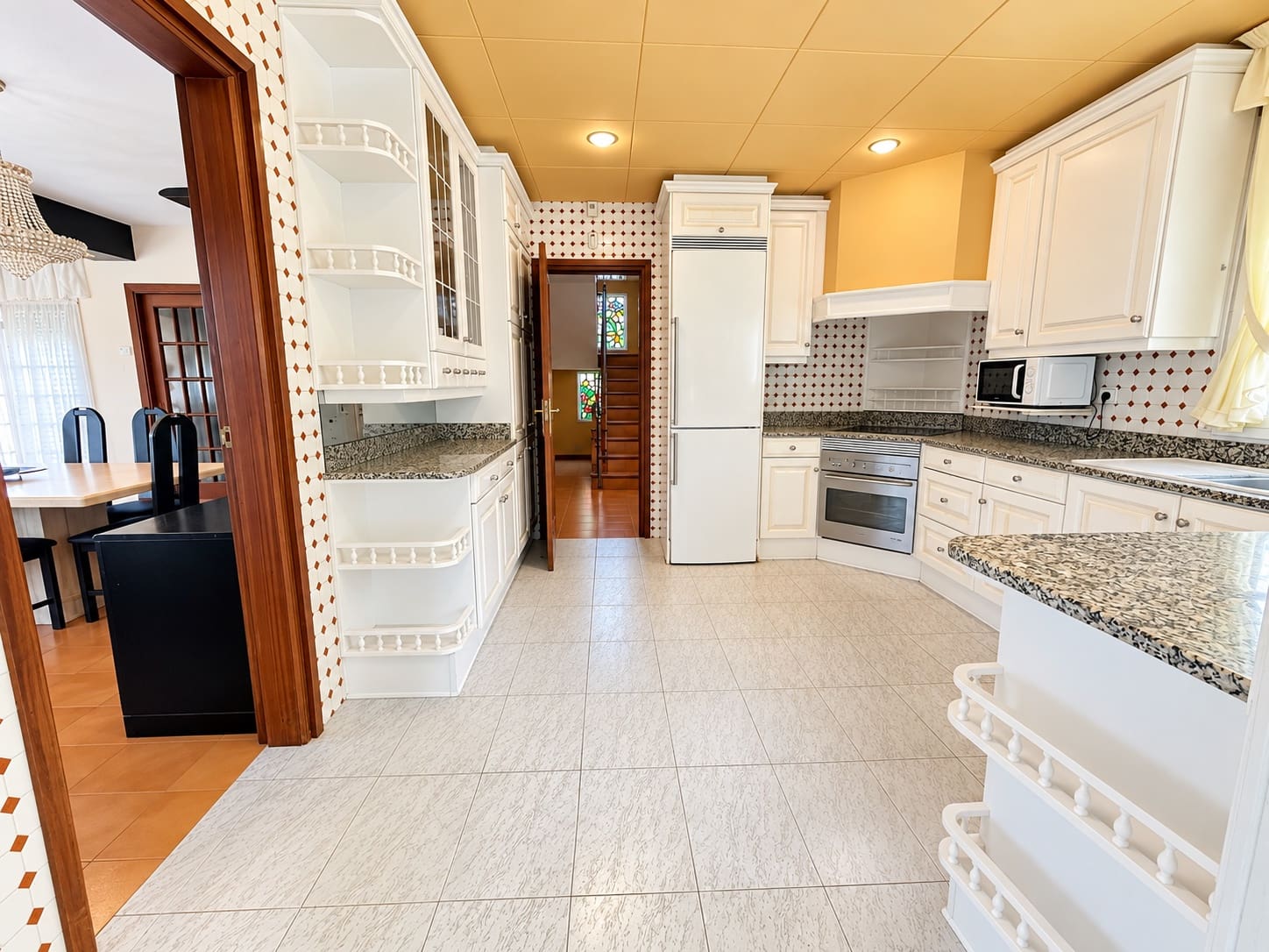 Casa de 4 habitaciones en Canet de Mar en venta con piscina garaje - 800.000 € (Ref: 10110427)