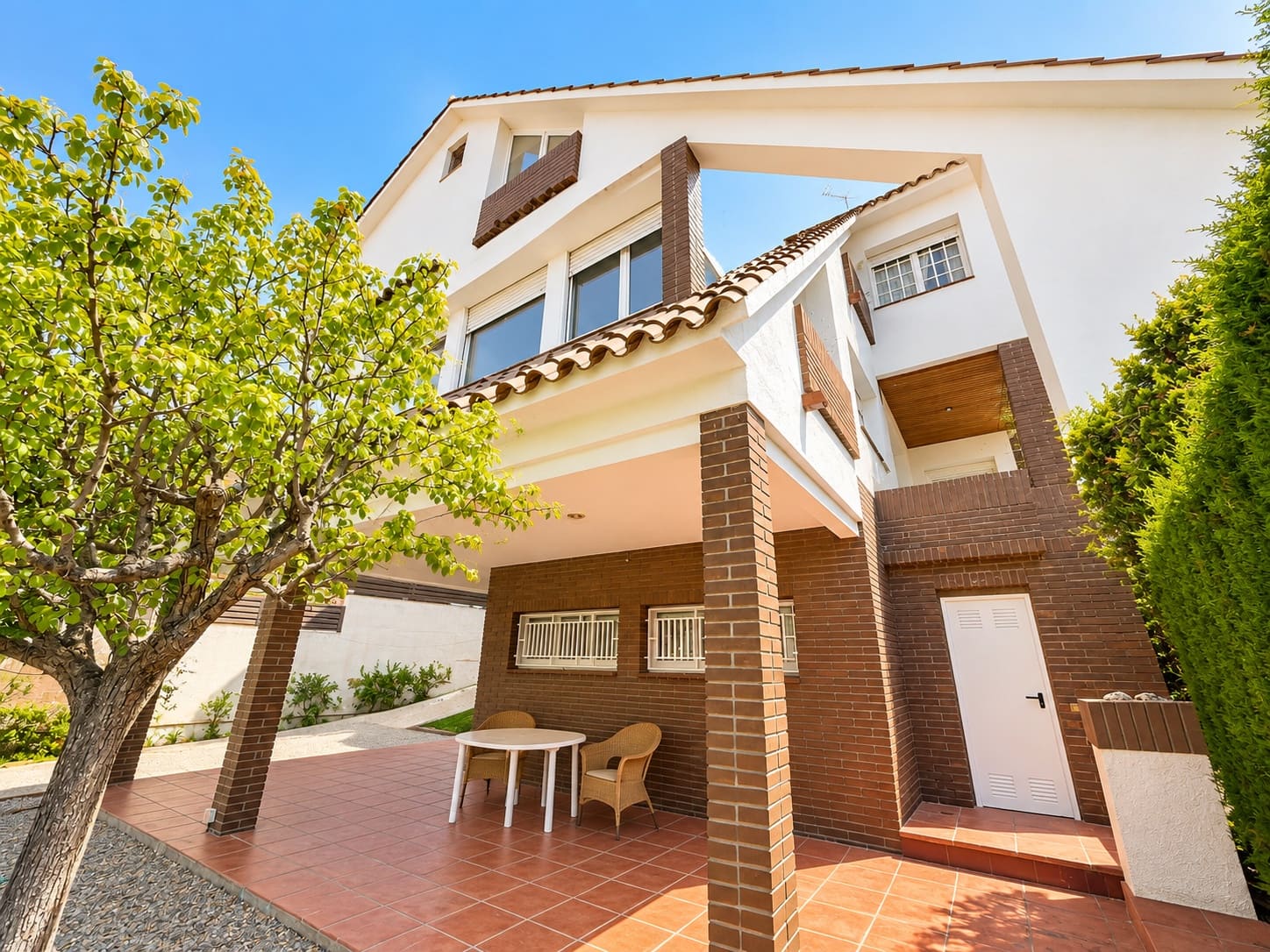 Casa de 4 habitaciones en Canet de Mar en venta con piscina garaje - 800.000 € (Ref: 10110427)