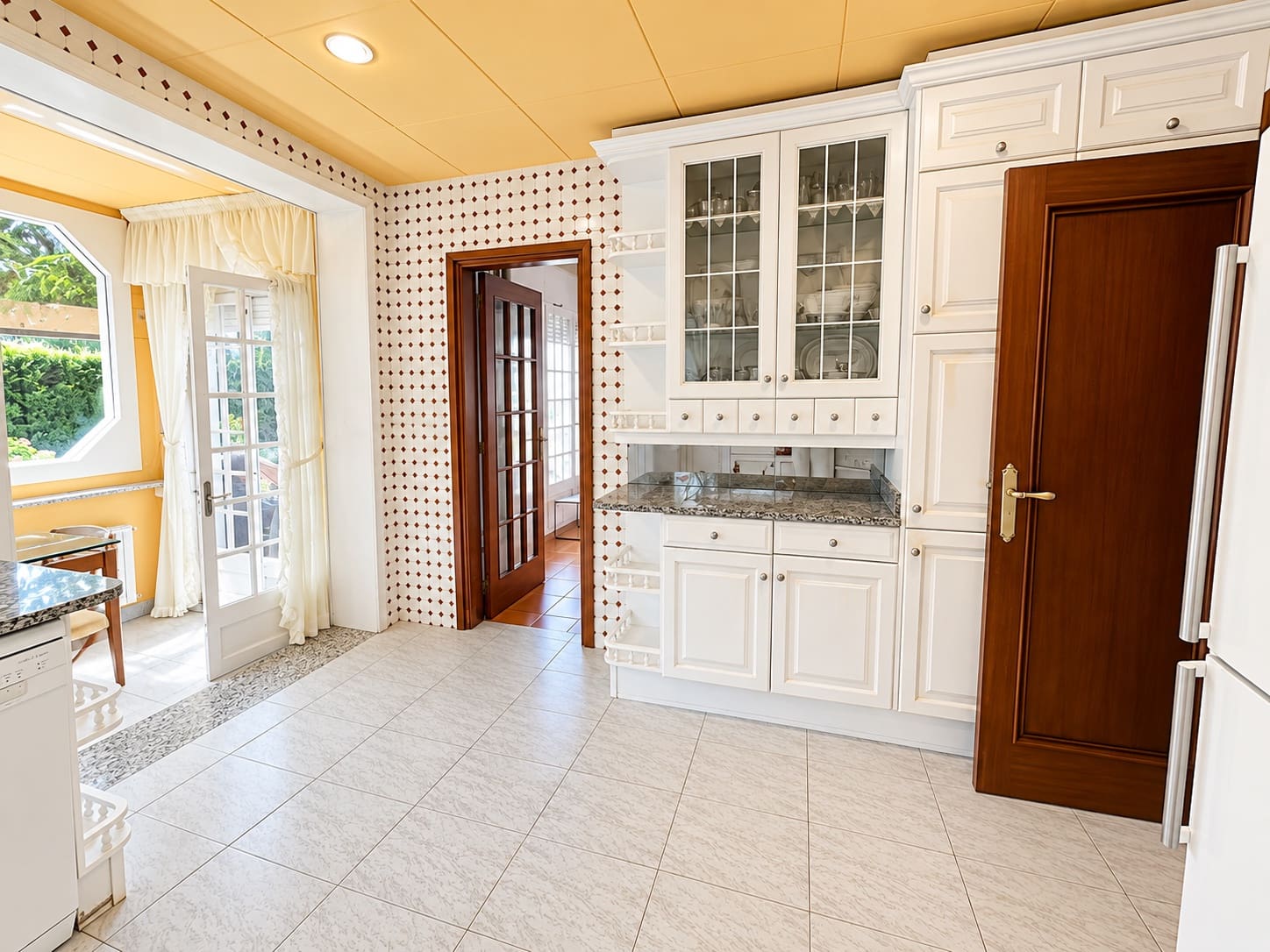 Casa de 4 habitaciones en Canet de Mar en venta con piscina garaje - 800.000 € (Ref: 10110427)