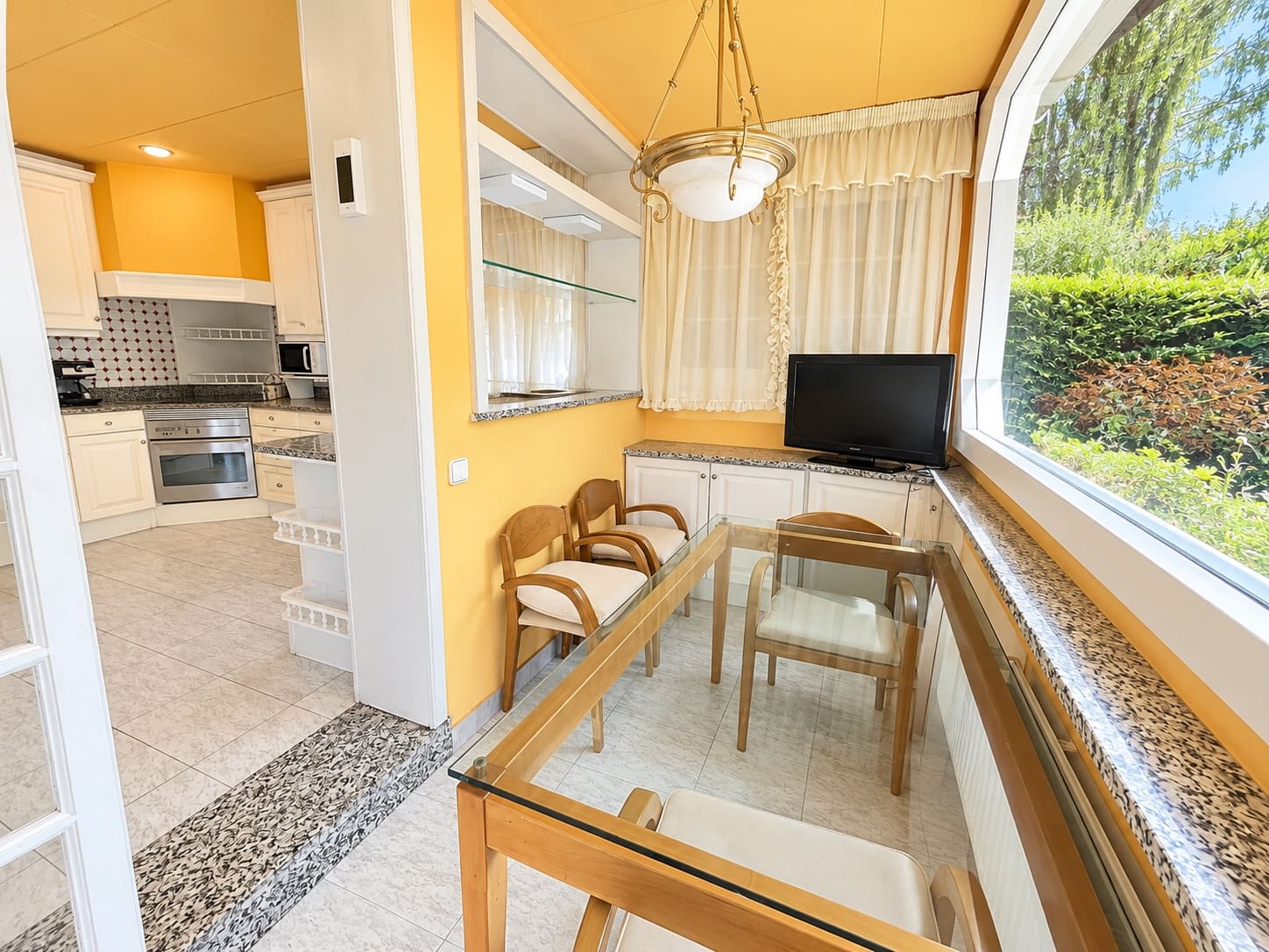 Casa de 4 habitaciones en Canet de Mar en venta con piscina garaje - 800.000 € (Ref: 10110427)