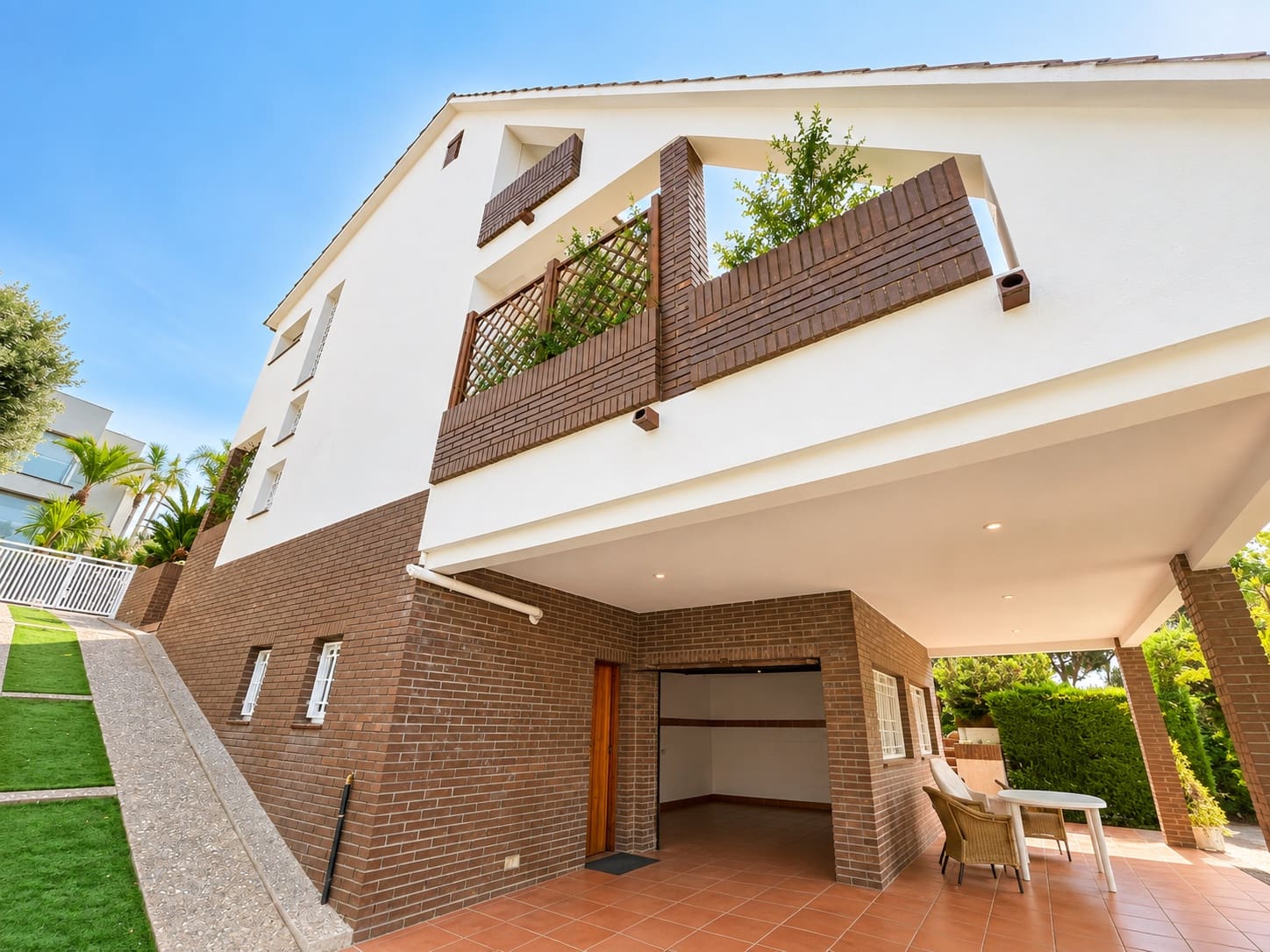 Casa de 4 habitaciones en Canet de Mar en venta con piscina garaje - 800.000 € (Ref: 10110427)