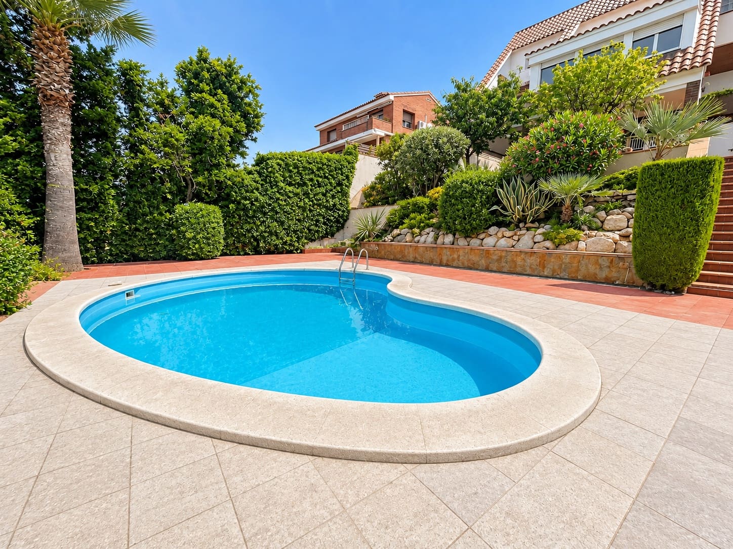 Casa de 4 habitaciones en Canet de Mar en venta con piscina garaje - 800.000 € (Ref: 10110427)
