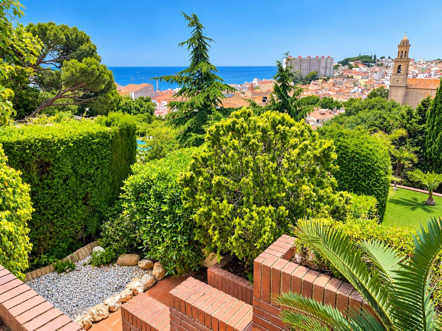 Casa de 4 habitaciones en Canet de Mar en venta con piscina garaje - 800.000 € (Ref: 10110427)