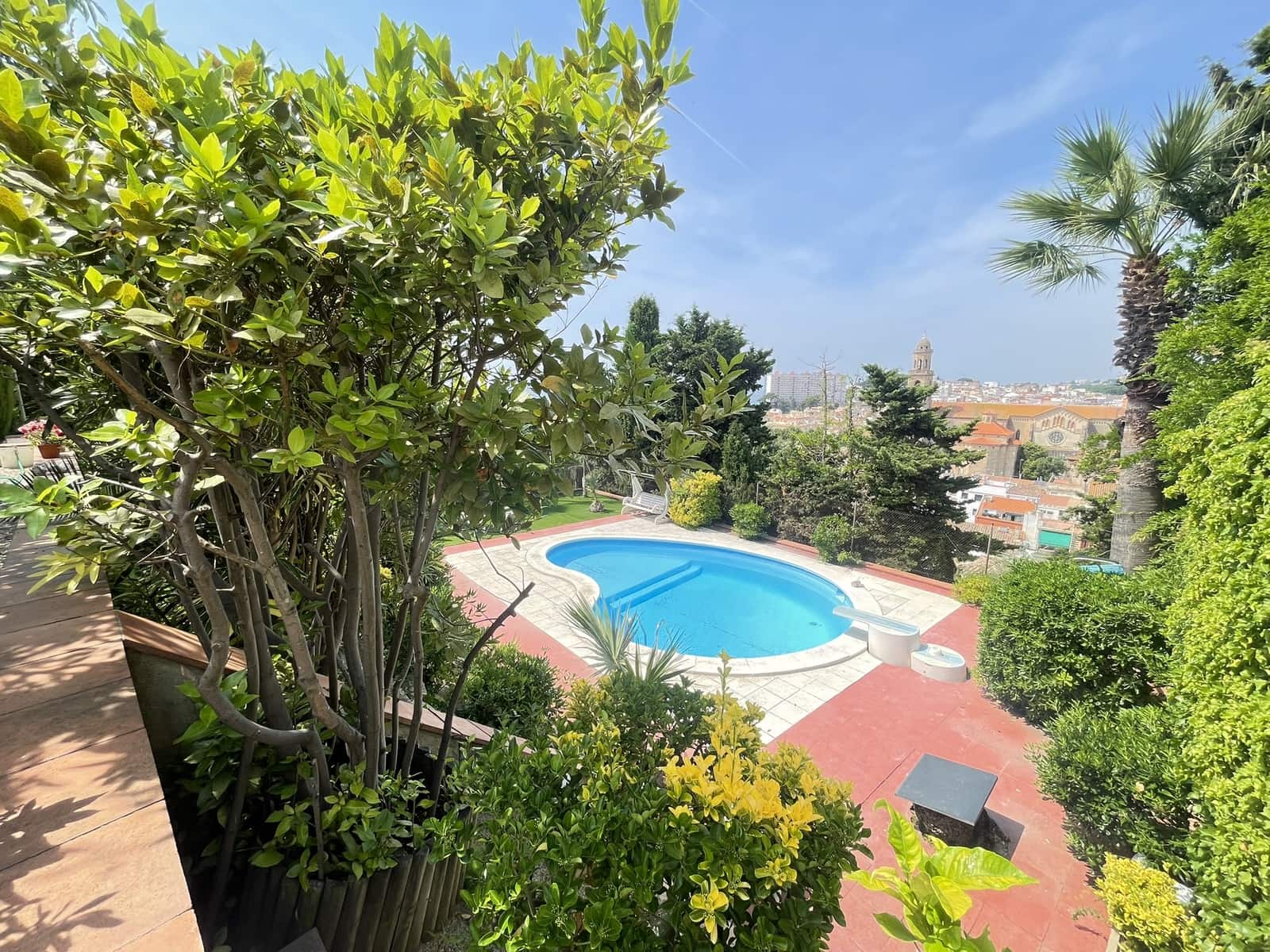 Casa de 4 habitaciones en Canet de Mar en venta con piscina garaje - 800.000 € (Ref: 10110427)