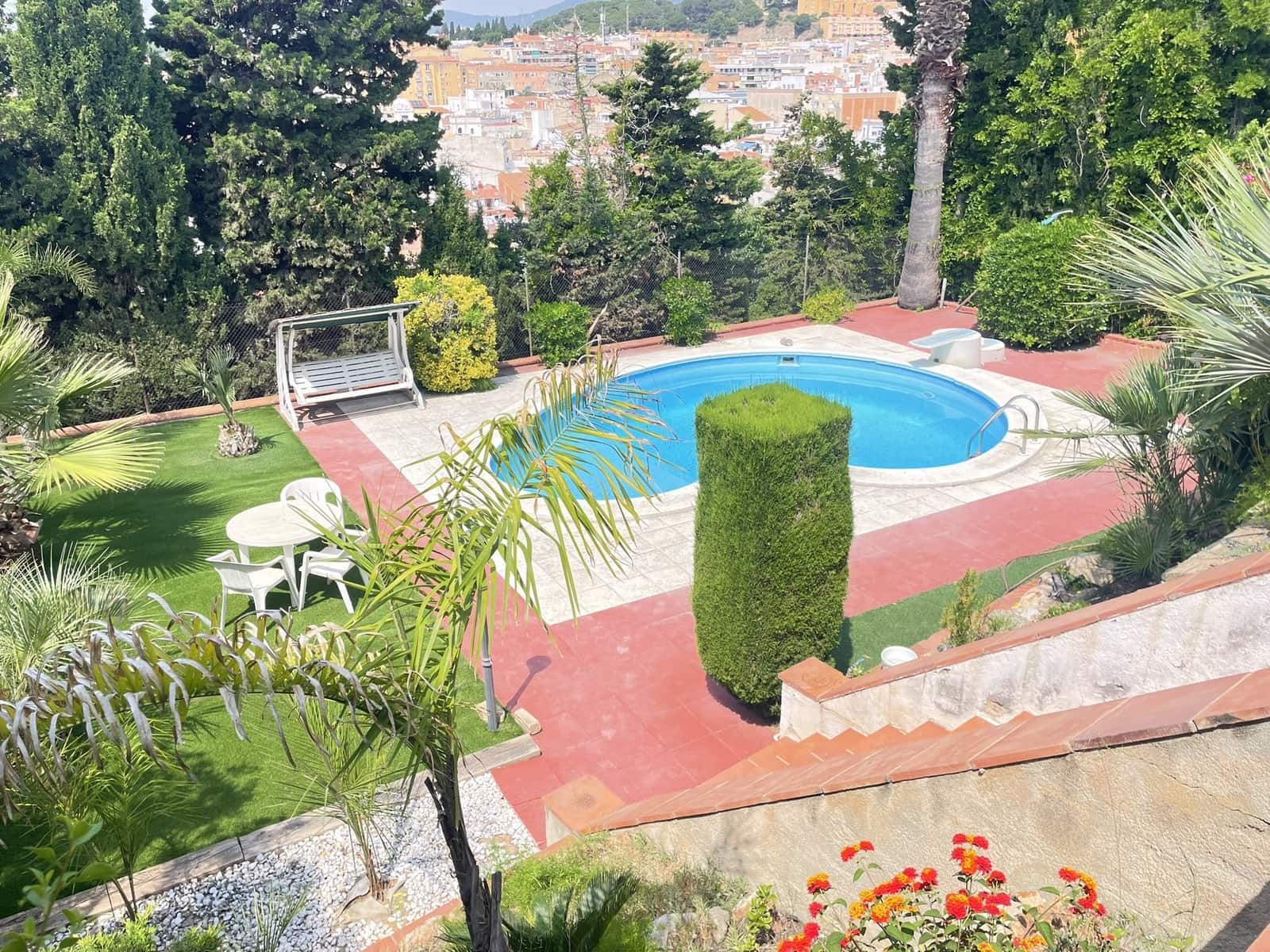 Casa de 4 habitaciones en Canet de Mar en venta con piscina garaje - 800.000 € (Ref: 10110427)