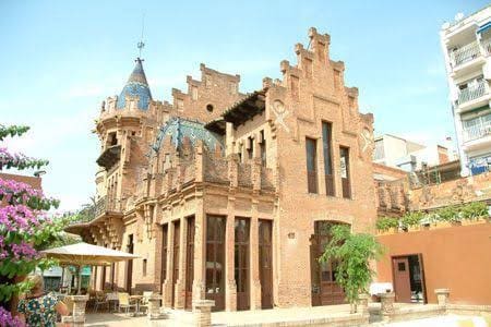 4 bedroom Townhouse for sale in Canet de Mar with pool garage - € 800,000 (Ref: 10110427)
