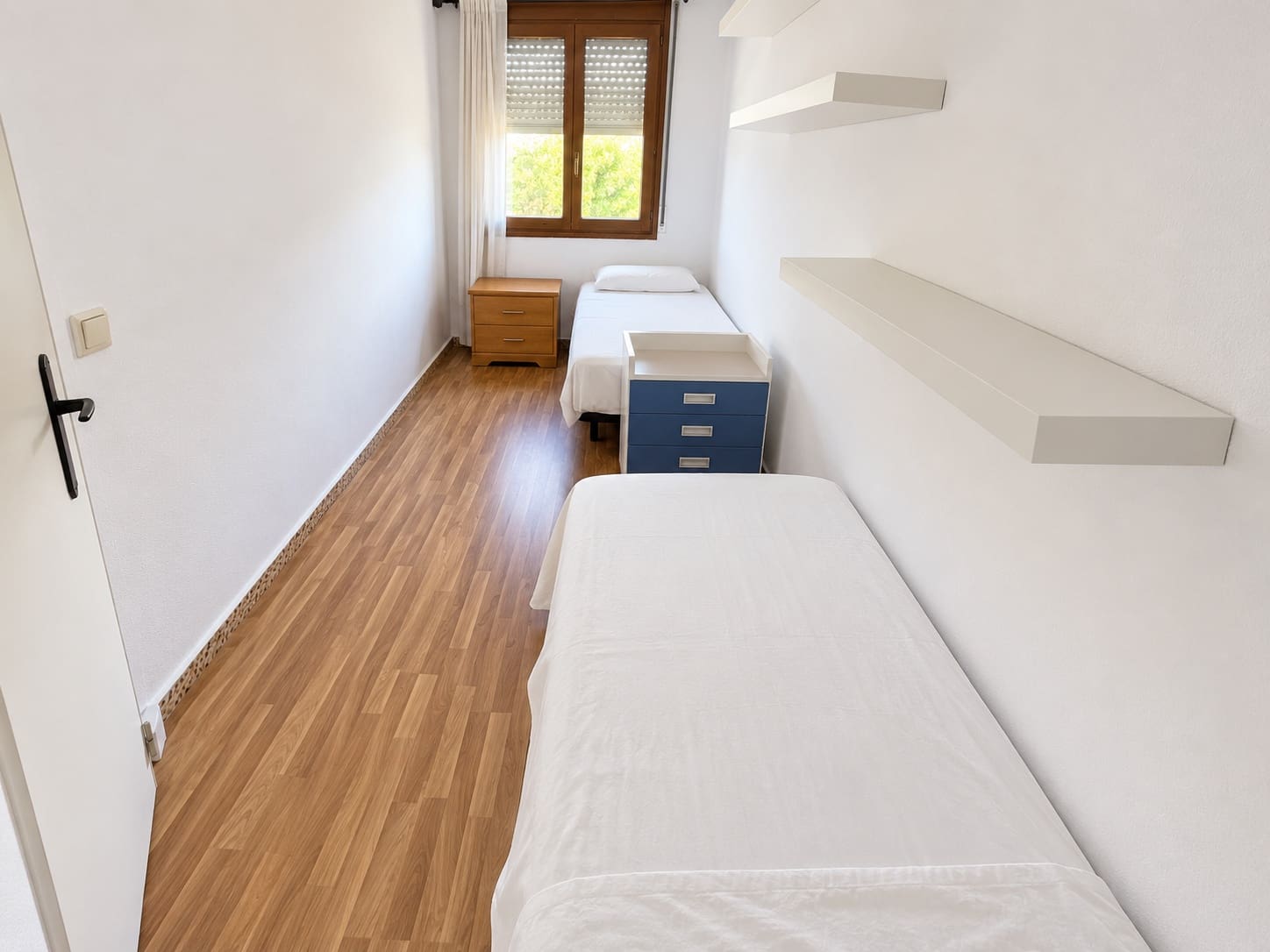 12 bedroom Townhouse for holiday rental in Sant Iscle de Vallalta with pool garage - € 1,600 (Ref: 10111243)