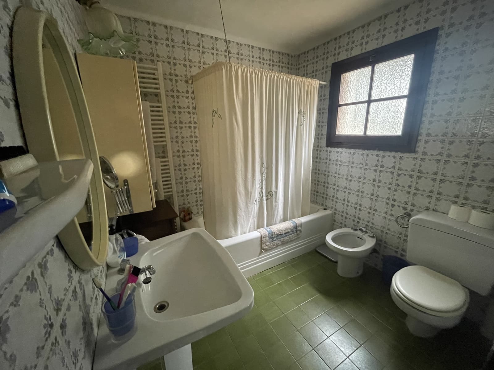 12 bedroom Townhouse for holiday rental in Sant Iscle de Vallalta with pool garage - € 1,600 (Ref: 10111243)