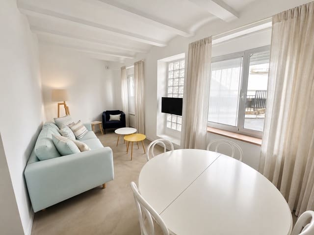 2 bedroom Townhouse for sale in Sant Pol de Mar - € 450,000 (Ref: 10111244)