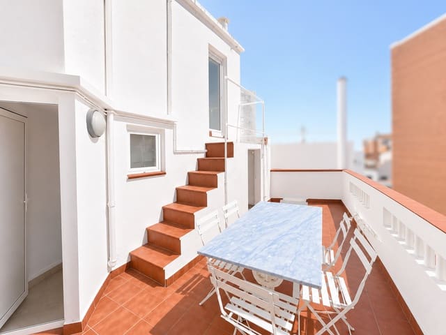 2 bedroom Townhouse for sale in Sant Pol de Mar - € 450,000 (Ref: 10111244)