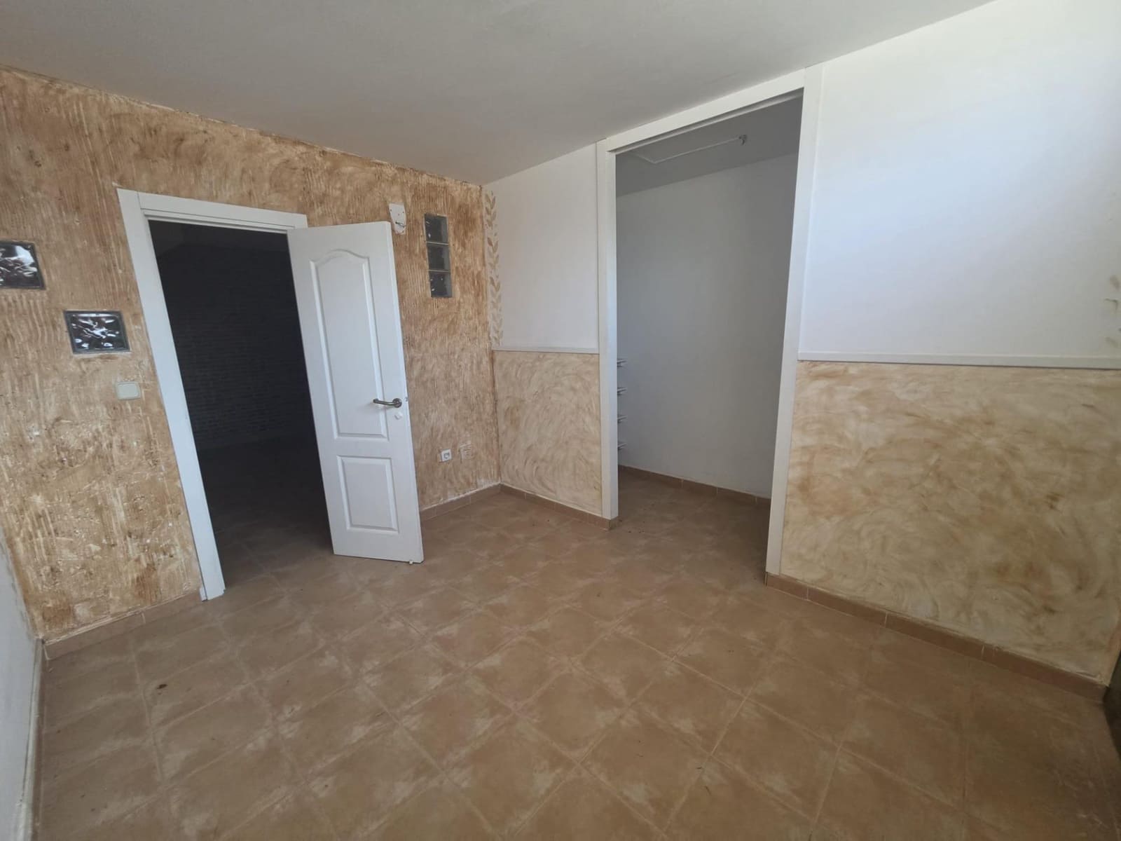 1 bedroom Terraced Villa for sale in Antigua with pool garage - € 188,200 (Ref: 10115850)