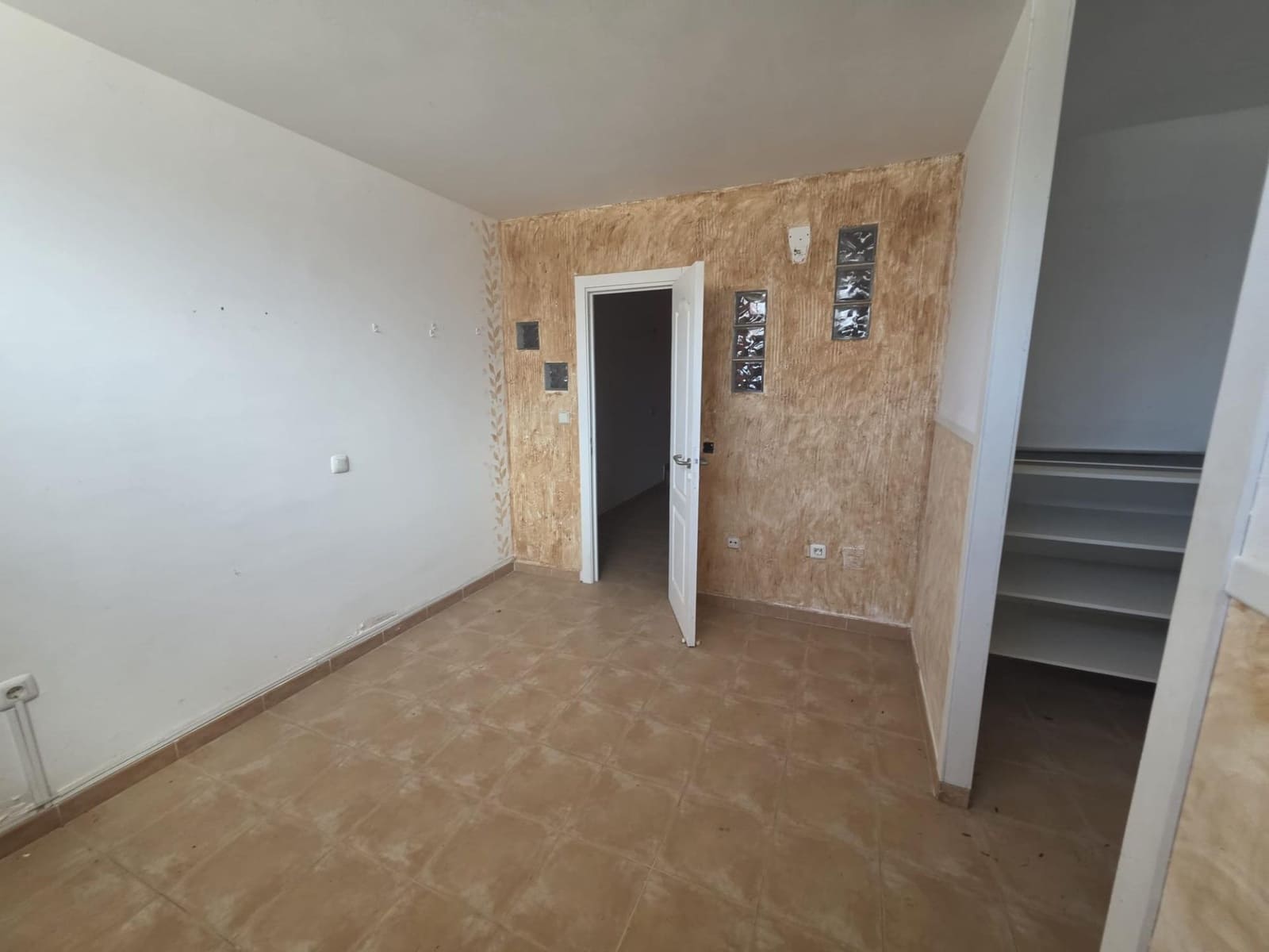 1 bedroom Terraced Villa for sale in Antigua with pool garage - € 188,200 (Ref: 10115850)