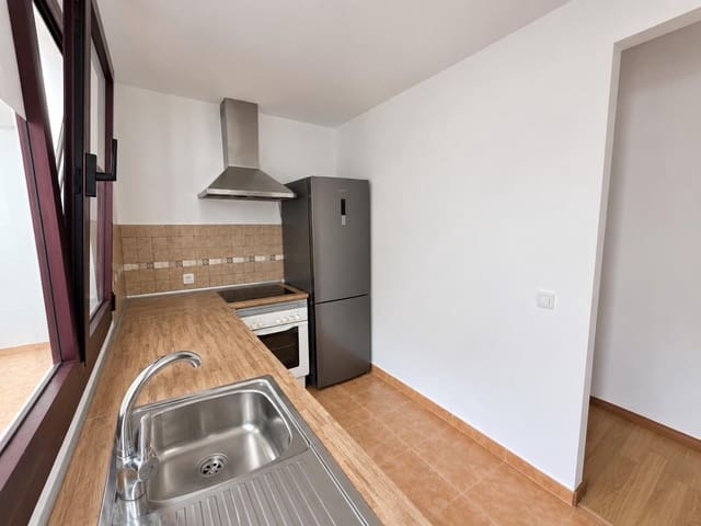 Piso de 2 habitaciones en Puerto del Rosario en venta - 190.000 € (Ref: 10120157)