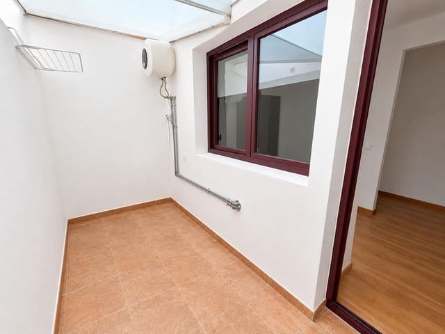 Piso de 2 habitaciones en Puerto del Rosario en venta - 190.000 € (Ref: 10120157)