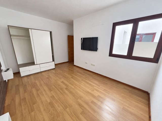 2 soverom Leilighet til salgs i Puerto del Rosario - € 180 000 (Ref: 10120157)