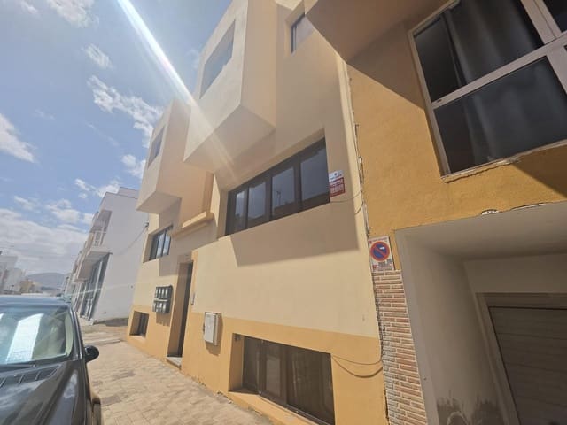 2 soverom Leilighet til salgs i Puerto del Rosario - € 180 000 (Ref: 10120157)