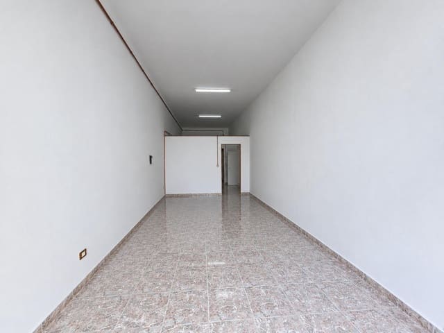 Local Commercial à vendre à Puerto del Rosario - 92 000 € (Ref: 10131837)