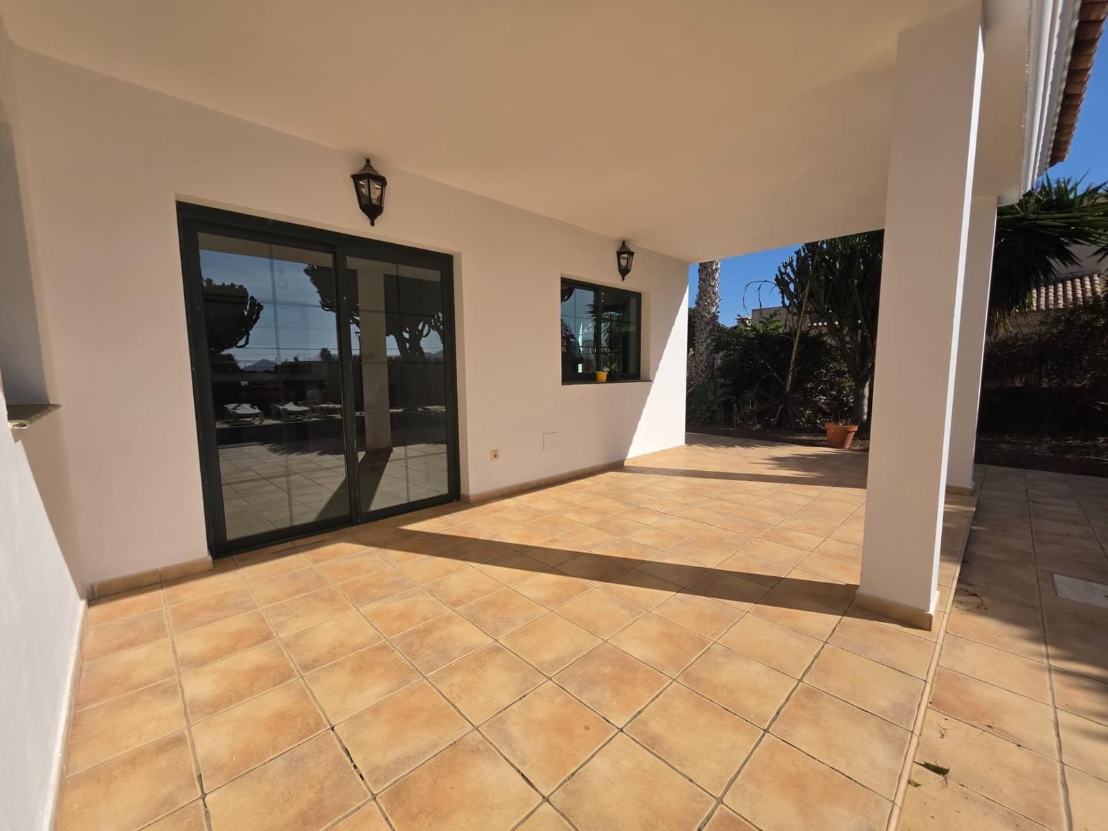 3 bedroom Villa for sale in La Oliva with pool - € 460,000 (Ref: 10159633)