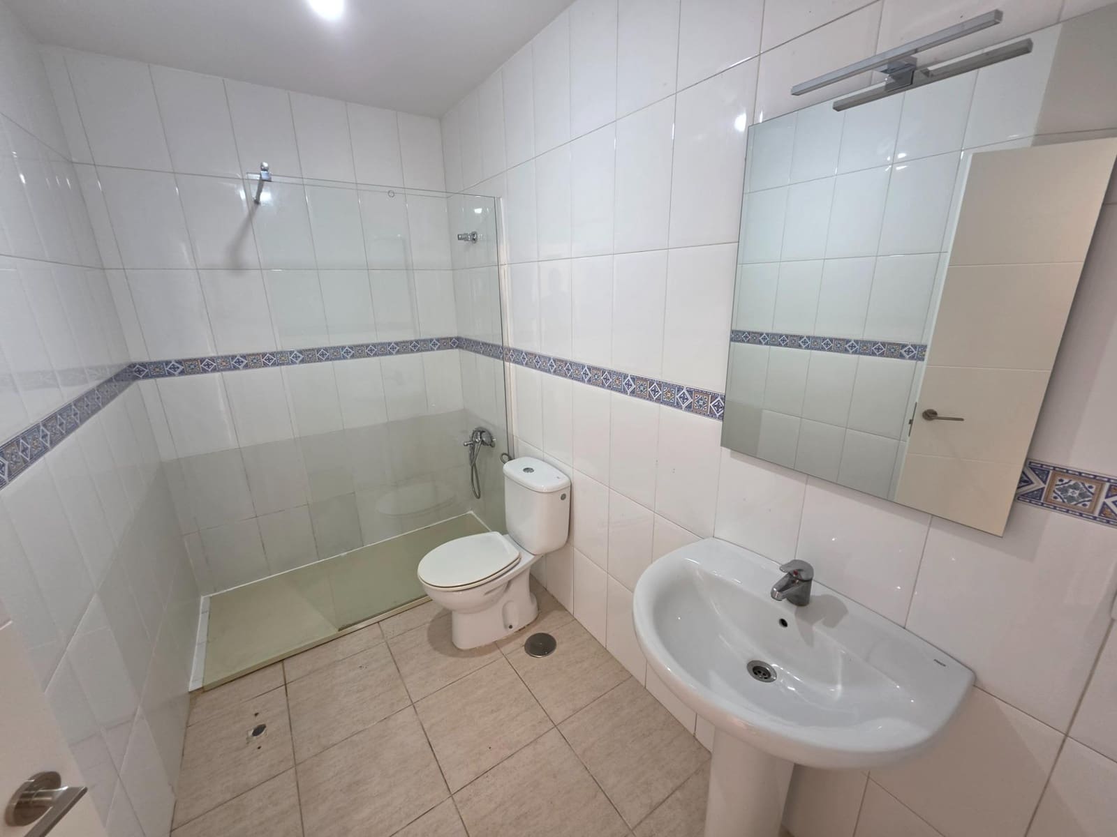 2 soverom Leilighet til salgs i Puerto del Rosario med garasje - € 155 000 (Ref: 10168708)