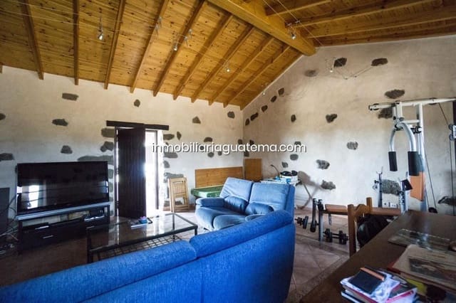 3 quarto Moradia para venda em La Oliva - 460 000 € (Ref: 7901228)