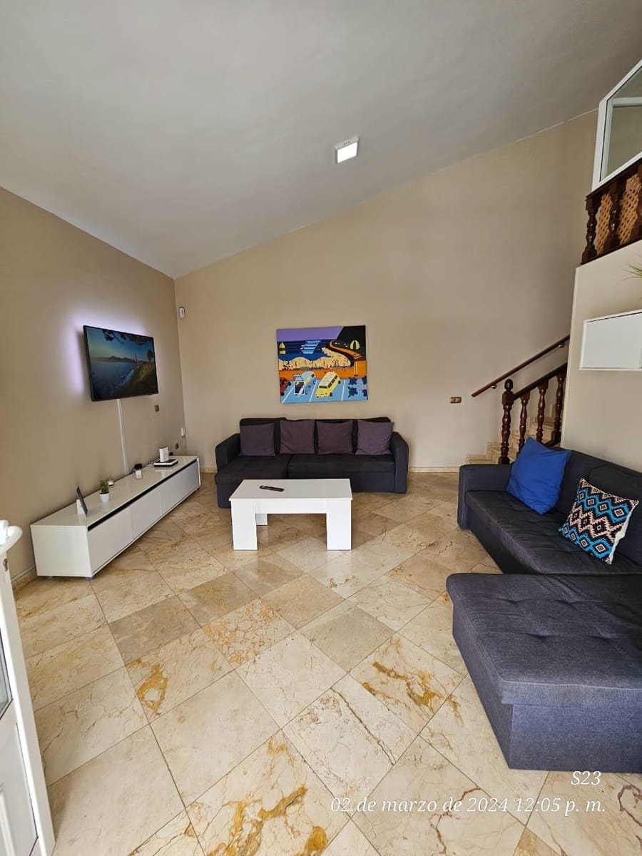 4 soveværelse Villa til salg i Corralejo med swimmingpool - € 890.000 (Ref: 8155170)