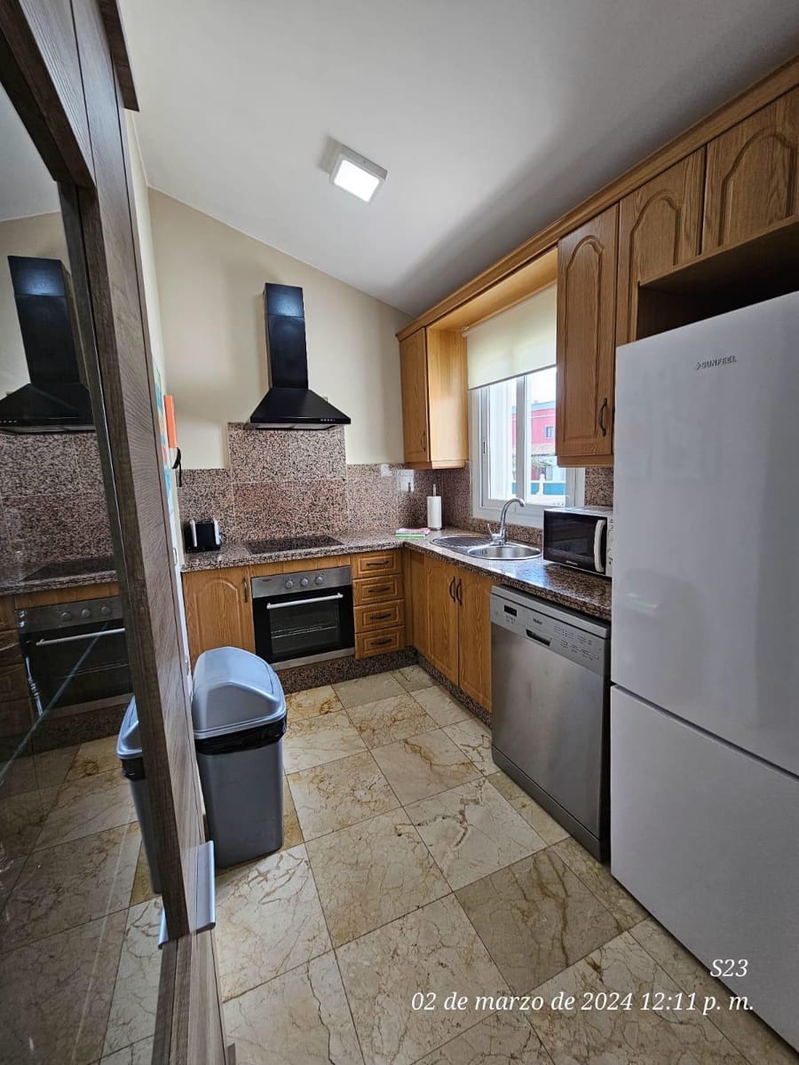 4 soveværelse Villa til salg i Corralejo med swimmingpool - € 890.000 (Ref: 8155170)