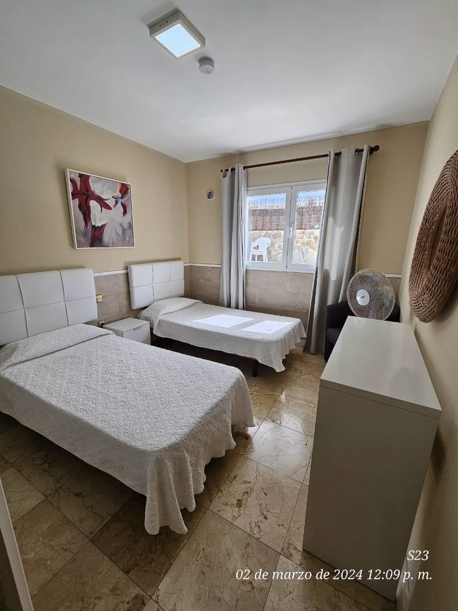 4 soveværelse Villa til salg i Corralejo med swimmingpool - € 890.000 (Ref: 8155170)