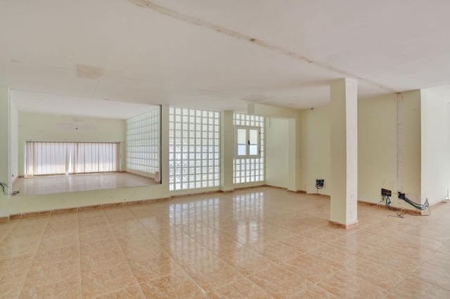 Commercieel te koop in Puerto del Rosario - € 195.000 (Ref: 8362924)