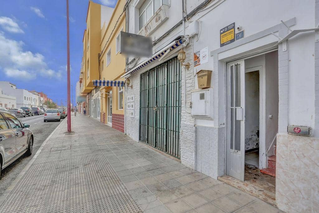 4 soverom Leilighet til salgs i Puerto del Rosario - € 145 000 (Ref: 8526861)