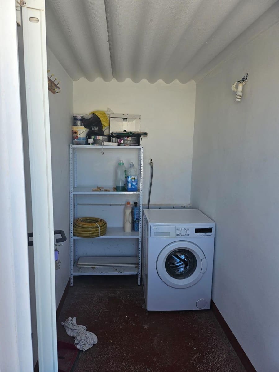 2 slaapkamer Flat te koop in Puerto del Rosario - € 140.000 (Ref: 8551401)