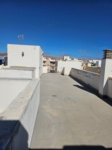 2 bedroom Flat for sale in Puerto del Rosario - € 140,000 (Ref: 8551401)