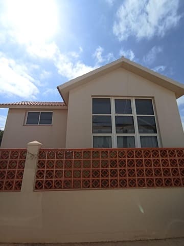 4 soveværelse Byhus til salg i Corralejo, La Oliva - € 525.000 (Ref: 8760049)
