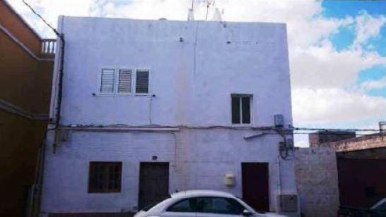 2 soverom Leilighet til salgs i Puerto del Rosario - € 100 000 (Ref: 8764172)