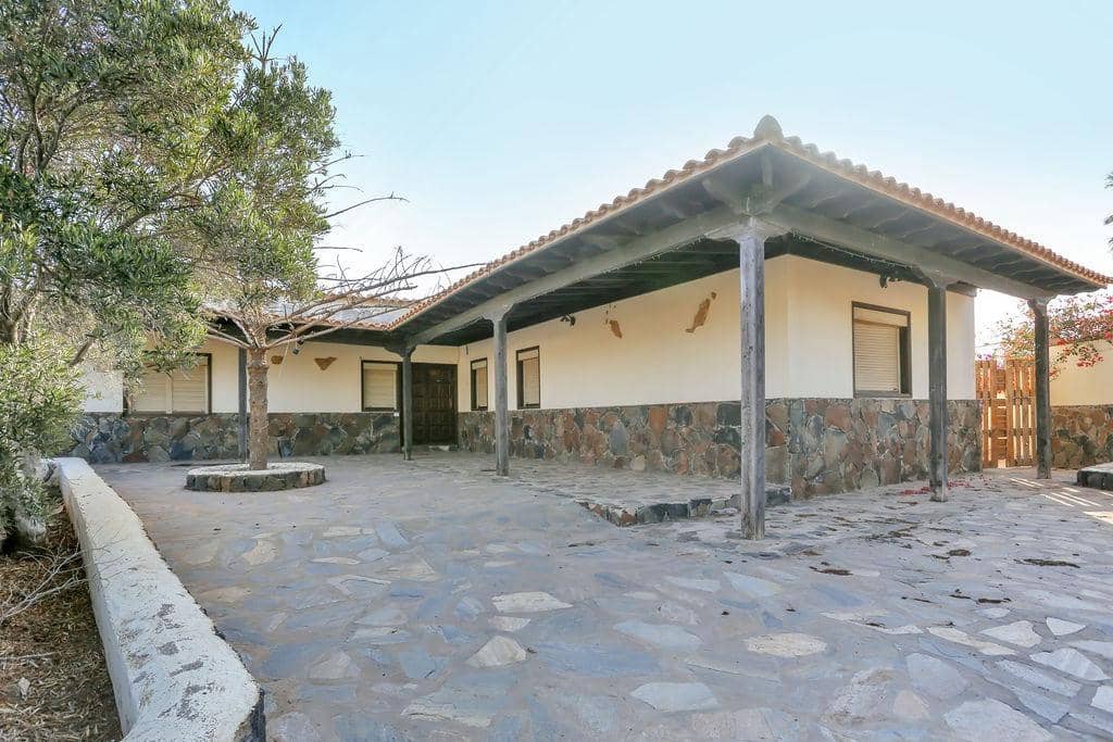 3 quarto Moradia para venda em Puerto del Rosario - 229 000 € (Ref: 8849472)