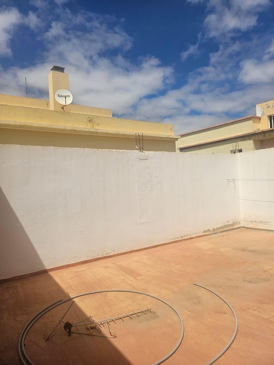 2 slaapkamer Villa te koop in Puerto del Rosario - € 312.000 (Ref: 8894871)