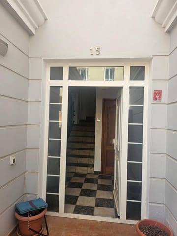 2 slaapkamer Villa te koop in Puerto del Rosario - € 312.000 (Ref: 8894871)