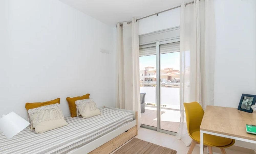 3 soveværelse Lejlighed til salg i San Miguel de Abona med swimmingpool garage - € 327.200 (Ref: 8902325)