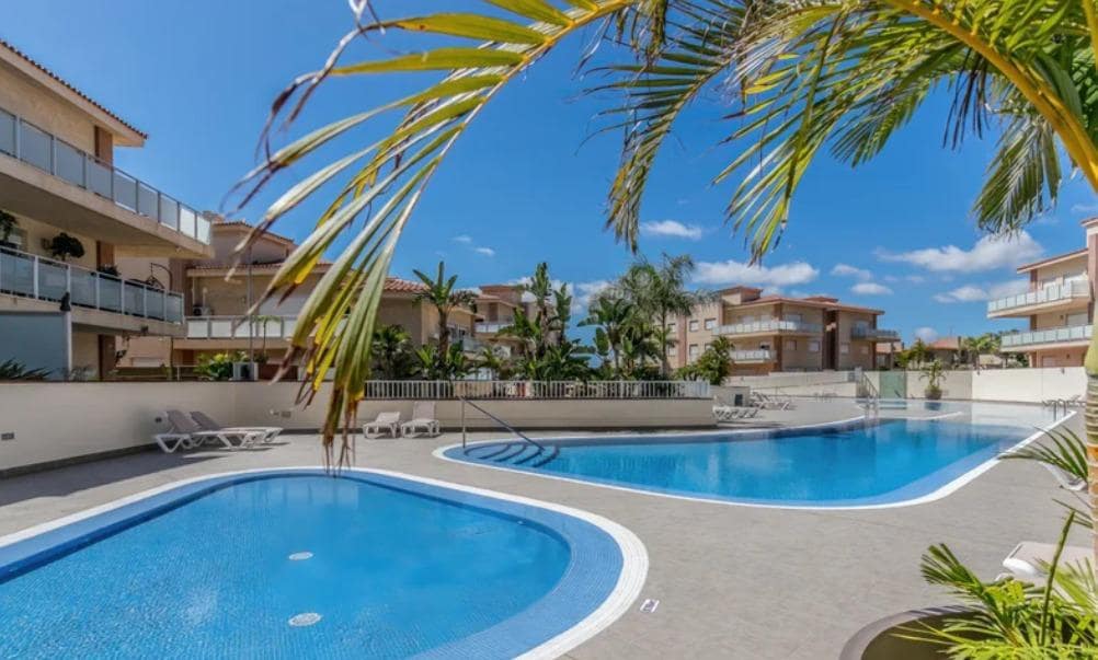 3 soveværelse Lejlighed til salg i San Miguel de Abona med swimmingpool garage - € 327.200 (Ref: 8902325)