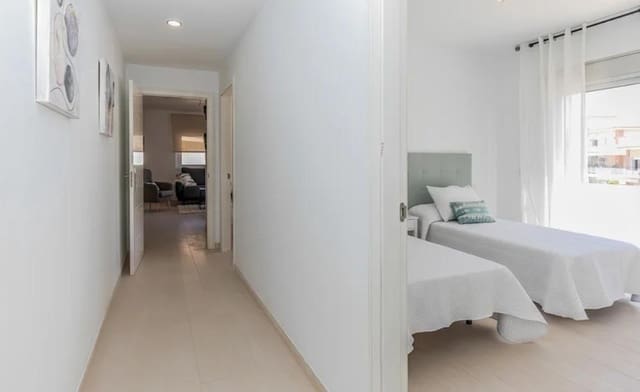 3 soveværelse Lejlighed til salg i San Miguel de Abona med swimmingpool garage - € 327.200 (Ref: 8902325)