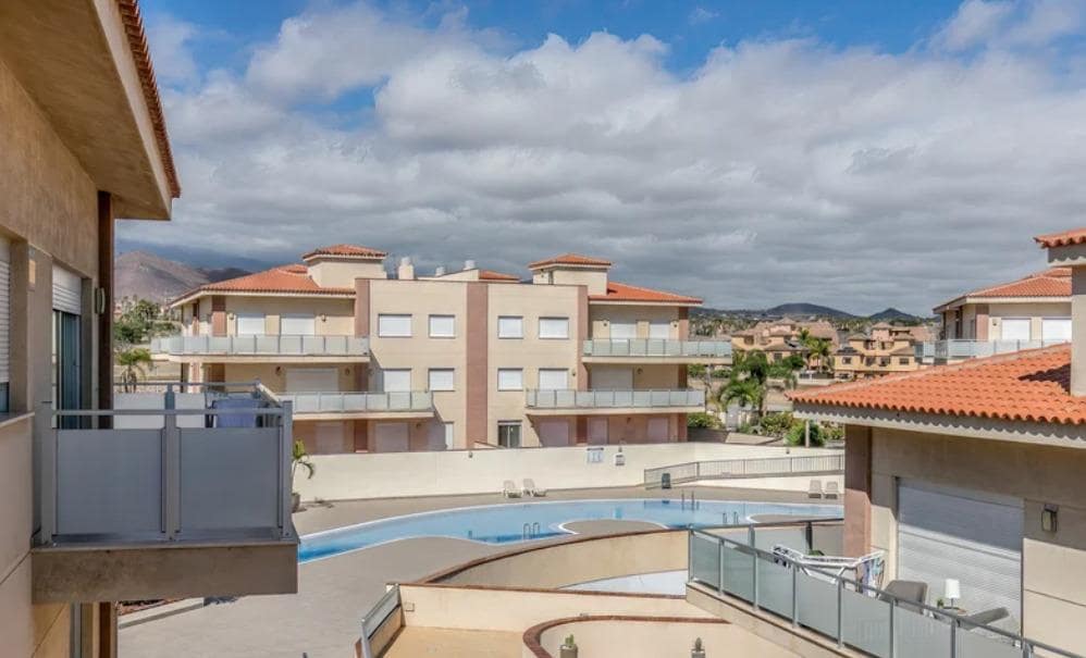 3 soveværelse Lejlighed til salg i San Miguel de Abona med swimmingpool garage - € 327.200 (Ref: 8902325)
