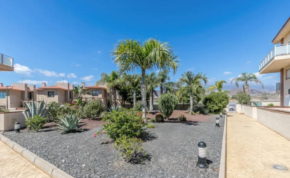 3 soveværelse Lejlighed til salg i San Miguel de Abona med swimmingpool garage - € 327.200 (Ref: 8902325)