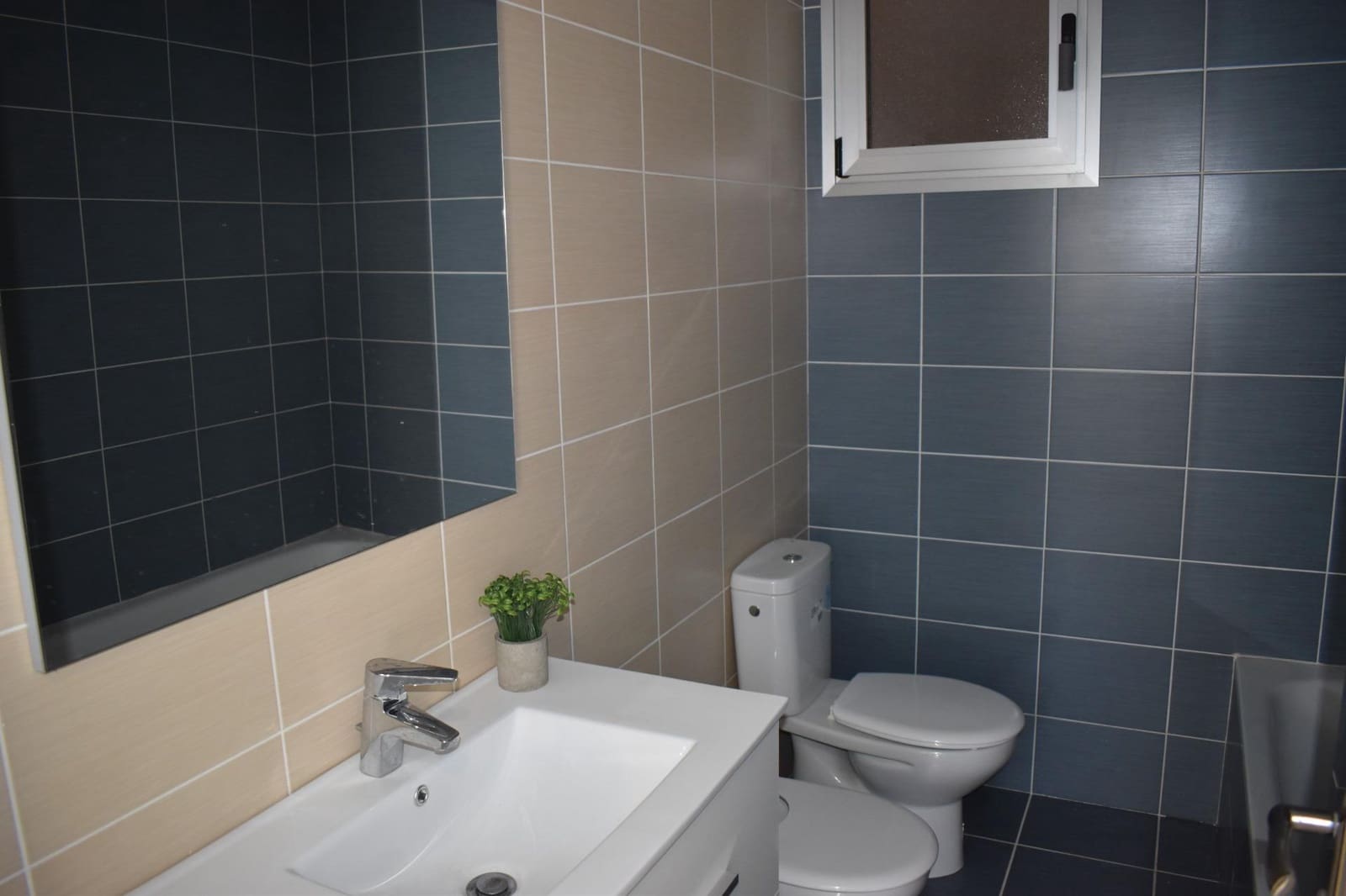 3 soveværelse Lejlighed til salg i San Miguel de Abona med swimmingpool garage - € 327.200 (Ref: 8902325)