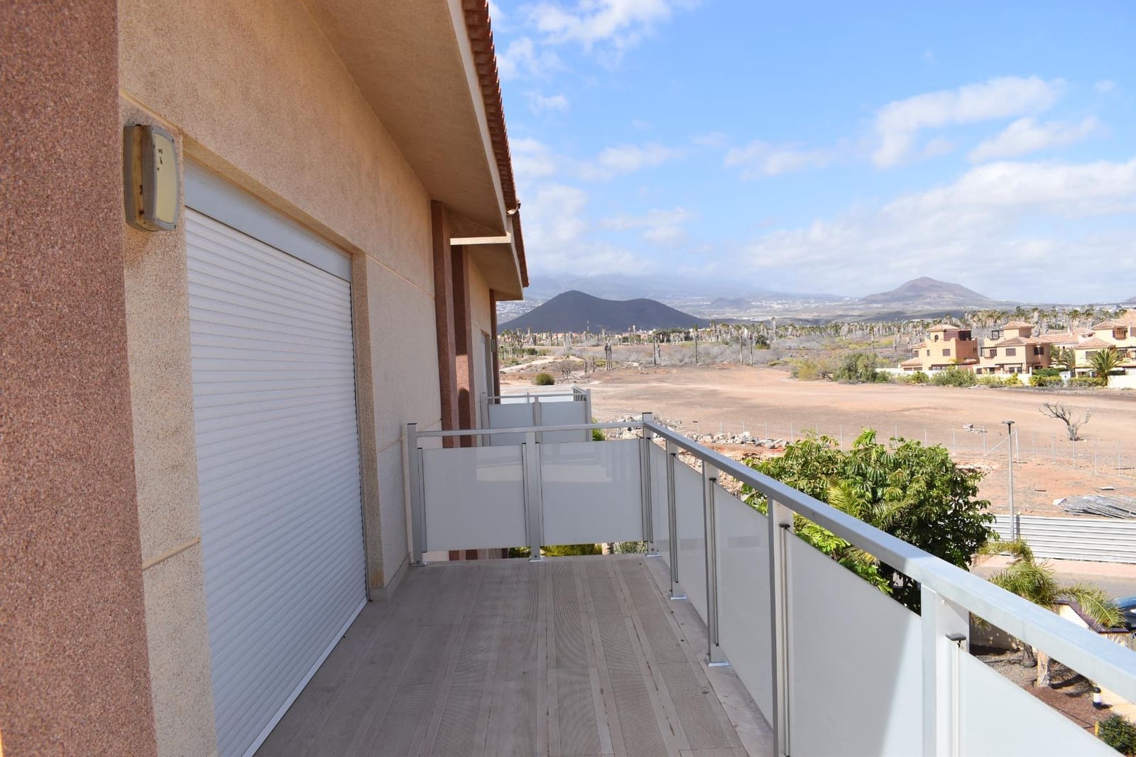 3 soveværelse Lejlighed til salg i San Miguel de Abona med swimmingpool garage - € 327.200 (Ref: 8902325)