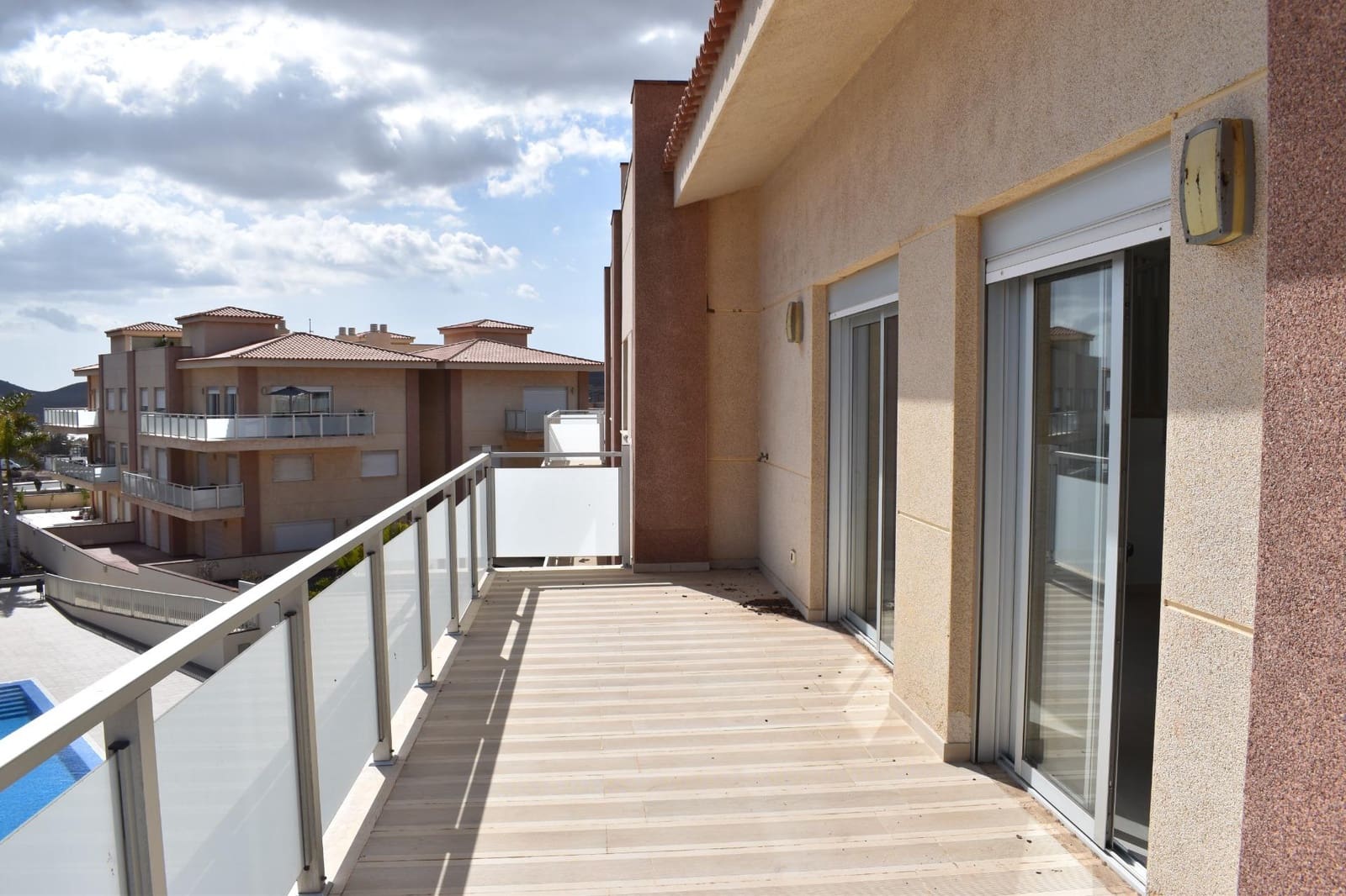 3 soveværelse Lejlighed til salg i San Miguel de Abona med swimmingpool garage - € 327.200 (Ref: 8902325)