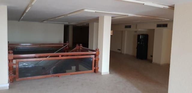 Commercieel te koop in Puerto del Rosario - € 384.001 (Ref: 8921422)