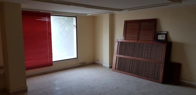 Commercieel te koop in Puerto del Rosario - € 384.001 (Ref: 8921422)