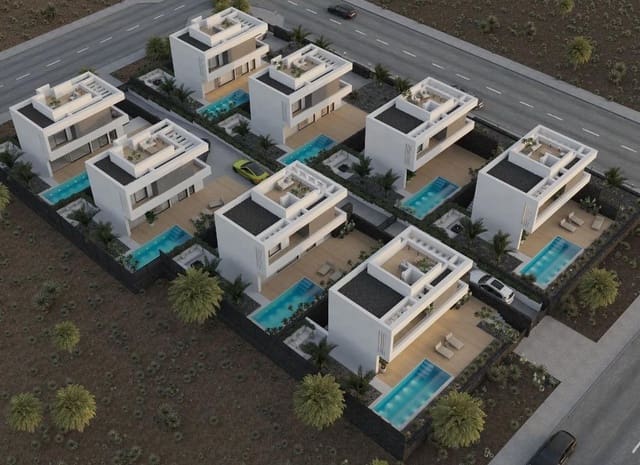 2 soveværelse Villa til salg i Corralejo, La Oliva med swimmingpool - € 660.000 (Ref: 8968588)