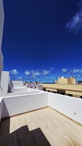 2 soveværelse Lejlighed til salg i El Cotillo, La Oliva - € 295.000 (Ref: 8999303)