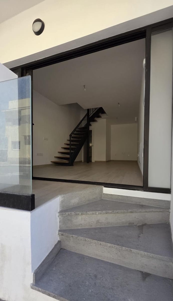 2 soveværelse Lejlighed til salg i El Cotillo - € 295.000 (Ref: 8999303)